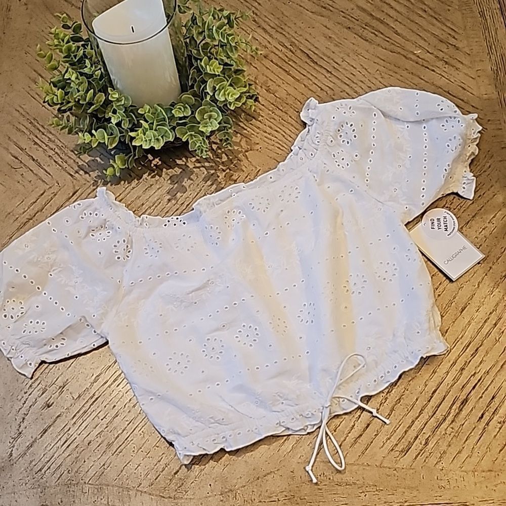 White crop top off shoulder size S NWT Calligraphie 100% cotton